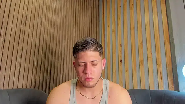 SebastianMaximoff live sex cam