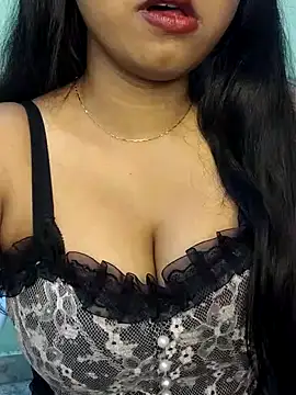 Ishaani_0 live sex cam