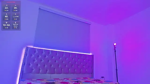 kitty_violet11's cam snapshot