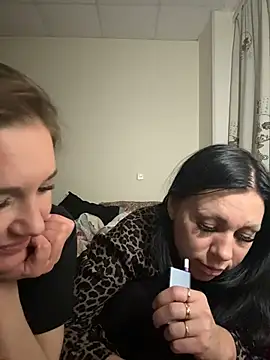 _Mila_Love's cam snapshot