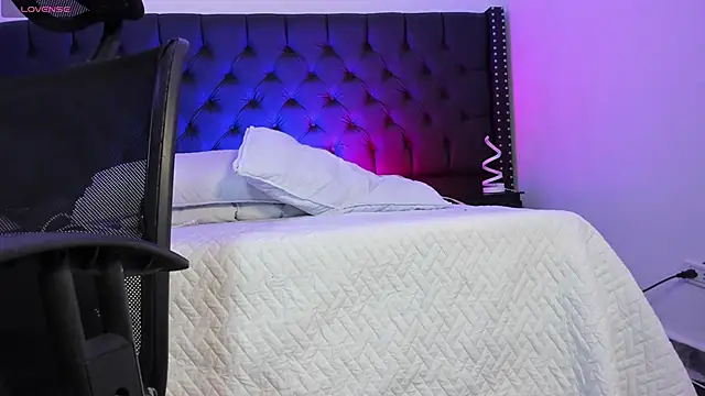 Melany_Luv live sex cam