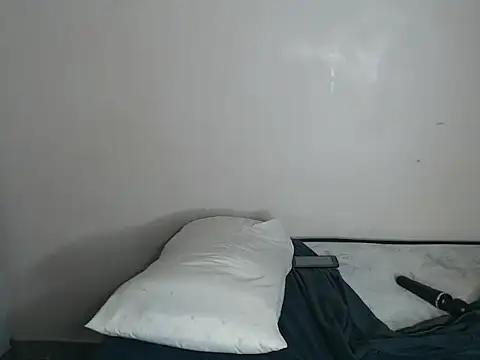 YummyBoobs06's cam snapshot