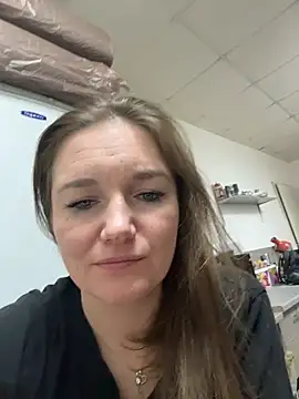 _Mila_Love's cam snapshot