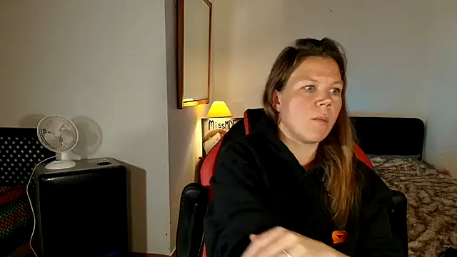 CallMeMaria's cam snapshot