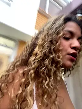 AngelPinkk_'s cam snapshot