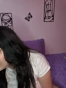 By_Lia's cam snapshot