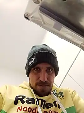 Codymc89's cam snapshot