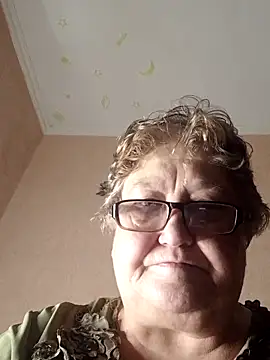 Katherine735 live sex cam