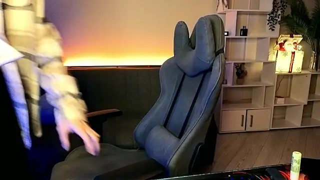 arlekincrop live sex cam