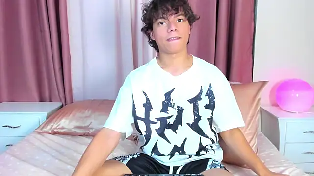 Honeymoon_sariel live sex cam