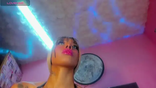 Nicole_Rosales's cam snapshot