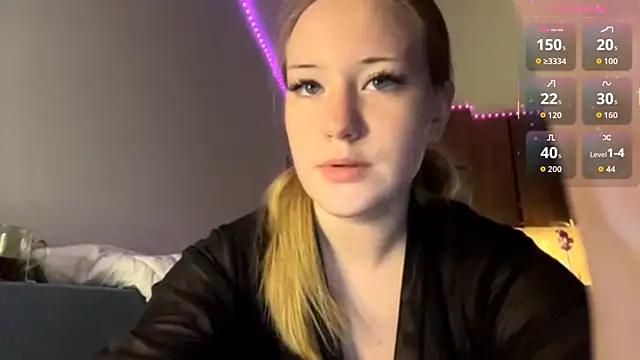 PandaFluff live sex cam