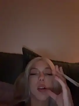 MiaTamara live sex cam