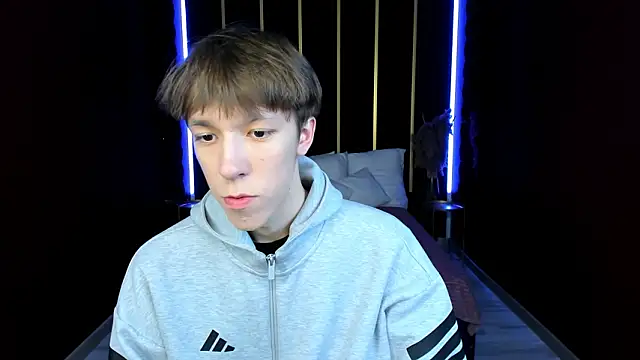 MarkBranston live sex cam