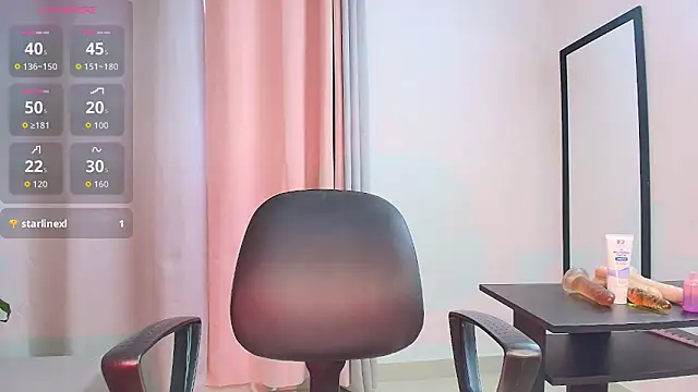 saray_reesee's cam snapshot