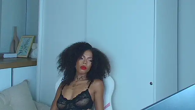 Joan_Quinn's cam snapshot