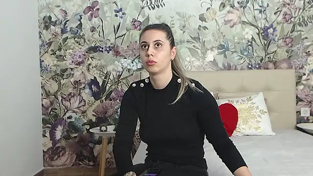 RoseDiamond06's cam snapshot