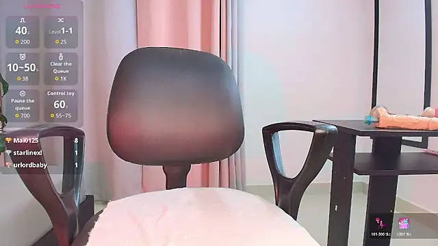 saray_reesee's cam snapshot