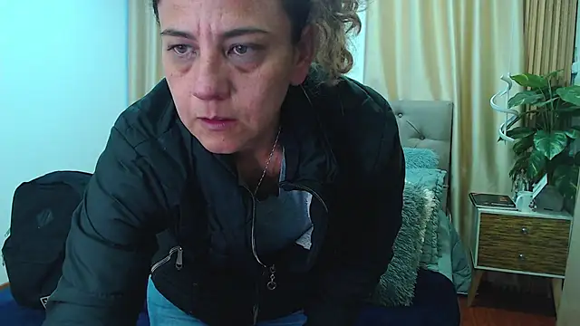 sasi_luna's cam snapshot