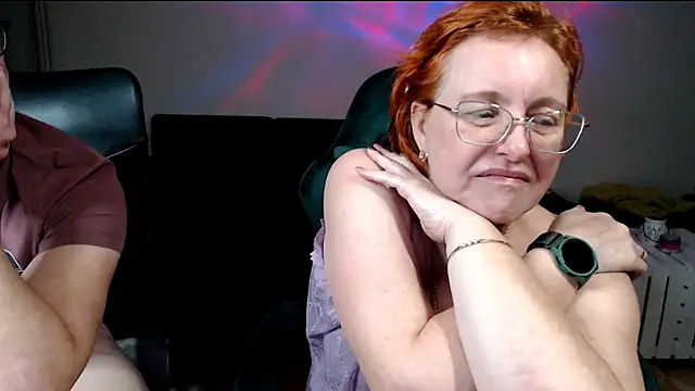 JoannaAndNeighbour live sex cam