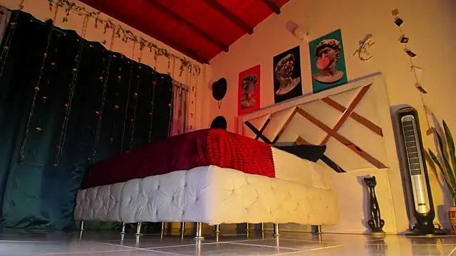 ArchieCollins's cam snapshot