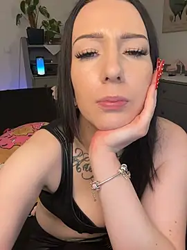 Trixie-Tainted's cam snapshot