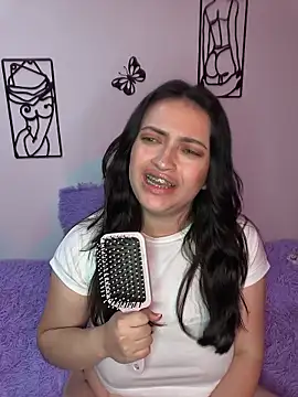 By_Lia's cam snapshot