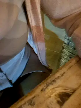 Amadamilf1980 live sex cam