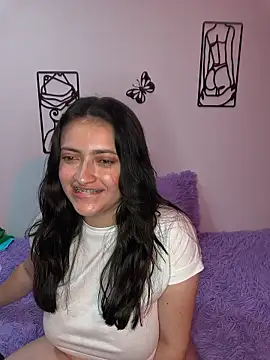 By_Lia's cam snapshot