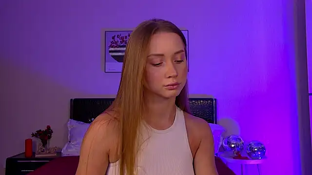 OliviaBrian's cam snapshot