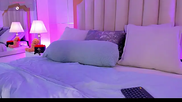 MaddieParker's cam snapshot