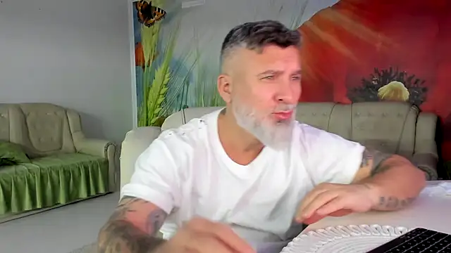 BlowMyXXL's cam snapshot