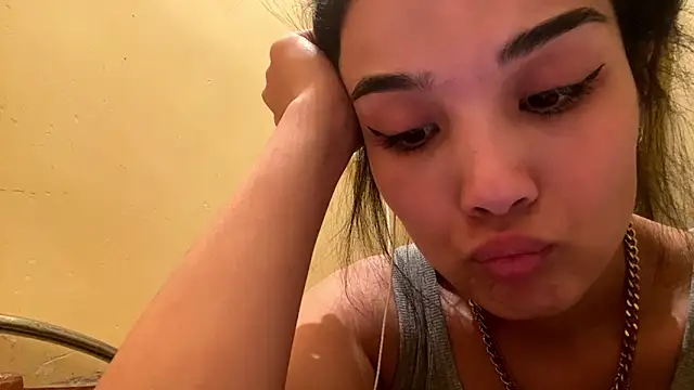 AylinBlush's cam snapshot