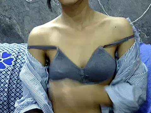 Your-muskan's cam snapshot