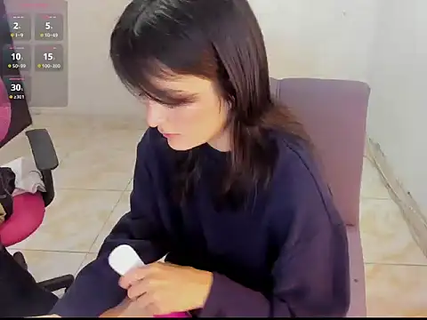 LilyWest19's cam snapshot