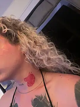 Bonnie_vega live sex cam