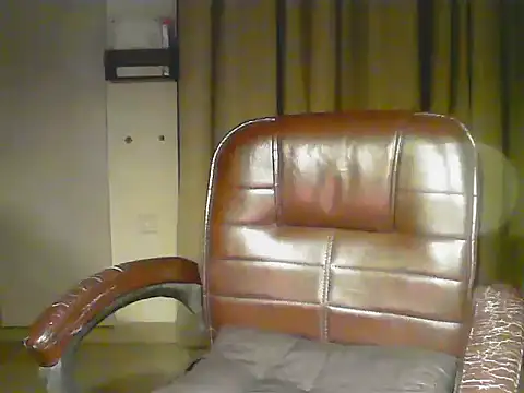 short_girl_'s cam snapshot