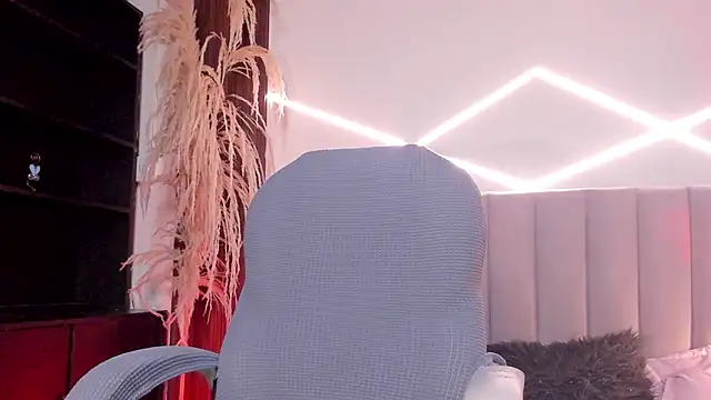 Isis_Moon's cam snapshot