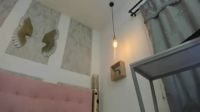 zhamira_21 live sex cam