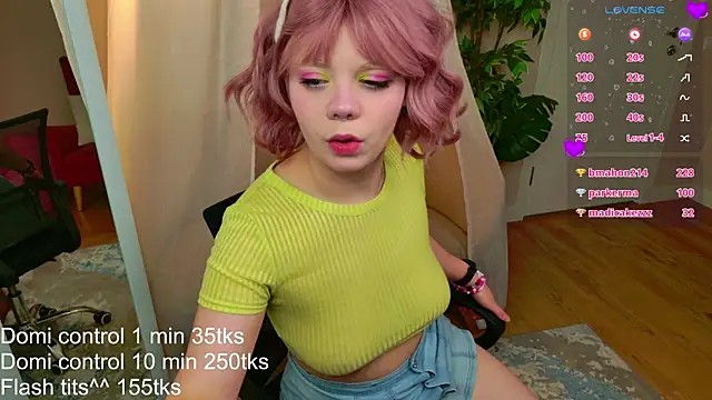 Waifu_Ketrin live sex cam