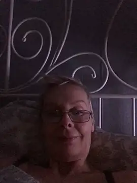 HelgaHimmell live sex cam