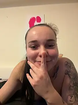 Baby_Eva23 live sex cam