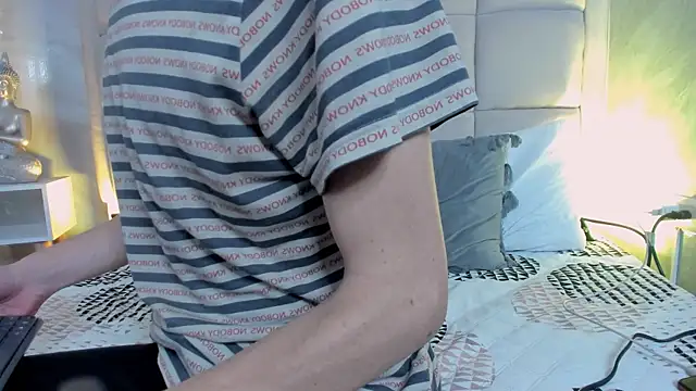 Hecatee_77 live sex cam