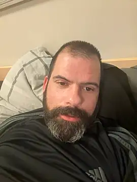 Dan8736 live sex cam