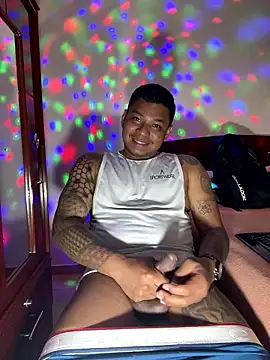 Saipuer31 live sex cam