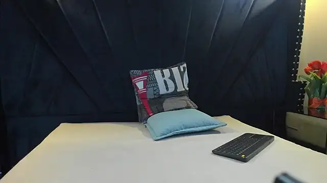 Xanderr_owen2 live sex cam