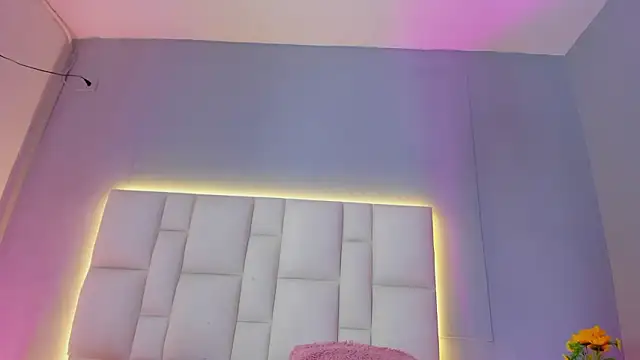 SammyRose_'s cam snapshot