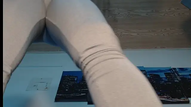 Milf_Valeria live sex cam