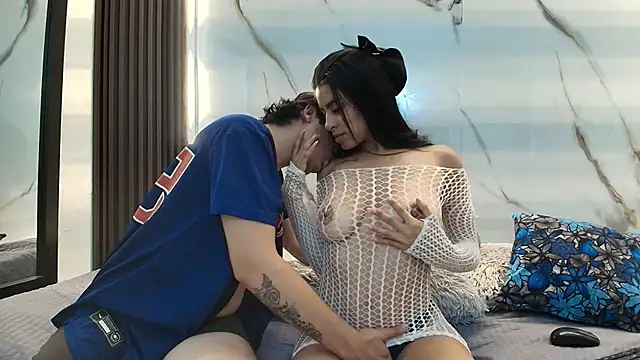 Danner_Alaia's cam snapshot