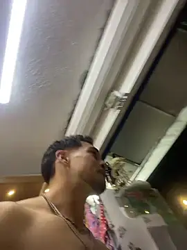 Leonardmoppet live sex cam